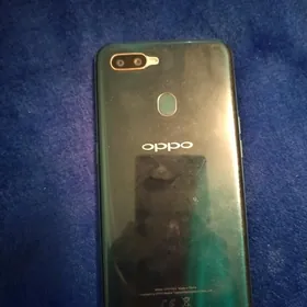 Telefon OPPO AX7