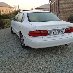 Toyota Avalon 1999