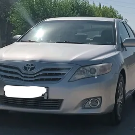 Toyota Camry 2010