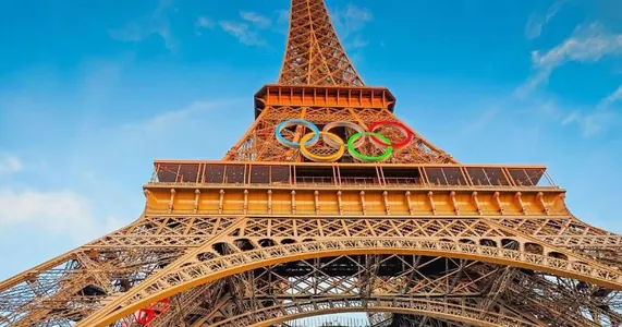 Olimpiýa halkalary Eýfel diňinde 2028-nji ýyla çenli galyp biler