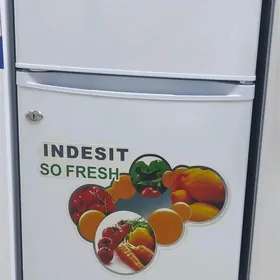 Indesit holadilnik