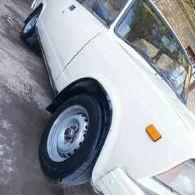 Lada 2107 2000