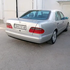 Mercedes-Benz E420 1997