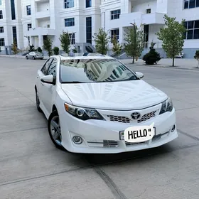 Toyota Camry 2012