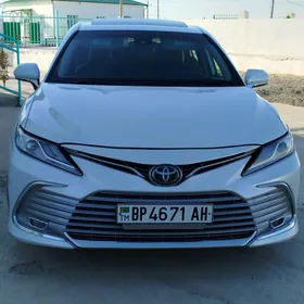 Toyota Camry 2018