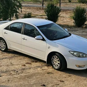 Toyota Camry 2004