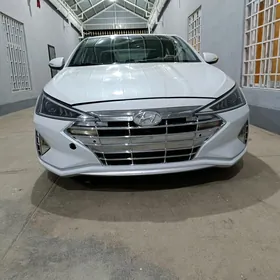 Hyundai Elantra 2019