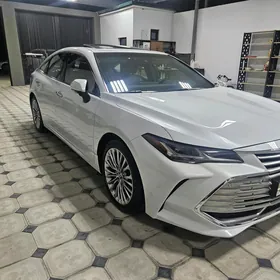 Toyota Avalon 2019