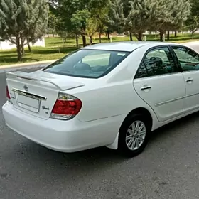 Toyota Camry 2005