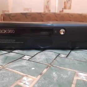 Xbox 360 E