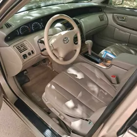 Toyota Avalon 2001