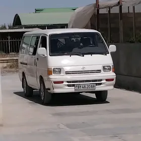 Toyota Hiace 1996