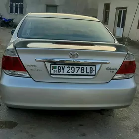 Toyota Camry 2003