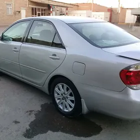 Toyota Camry 2005