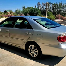 Toyota Camry 2005