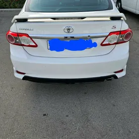 Toyota Corolla 2011