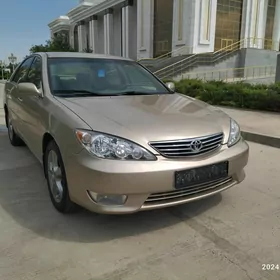 Toyota Camry 2004