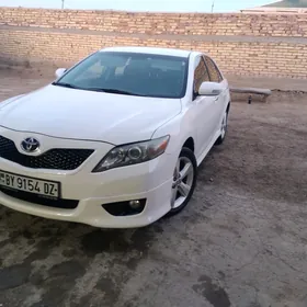 Toyota Camry 2010