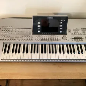 YAMAHA TYROS 2