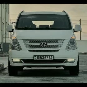 Hyundai H-1 2010