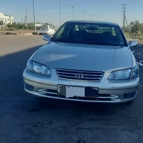 Toyota Camry 1999