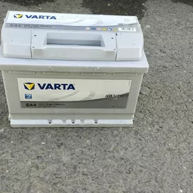 akumlator varta