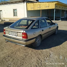 Opel Vectra 1990