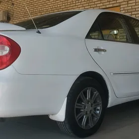 Toyota Camry 2004