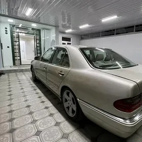 Mercedes-Benz E430 1999