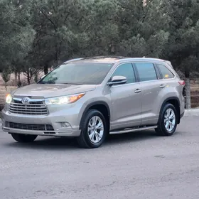 Toyota Highlander 2016