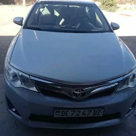 Toyota Camry 2012