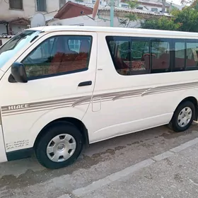 Toyota Hiace 2006