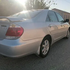 Toyota Camry 2005