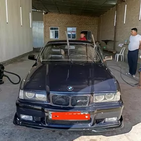 BMW 325 1992