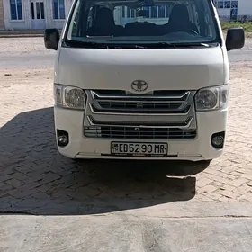 Toyota Hiace 2006