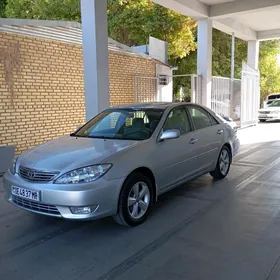 Toyota Camry 2003