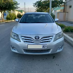 Toyota Camry 2010