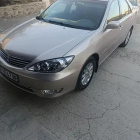 Toyota Camry 2005