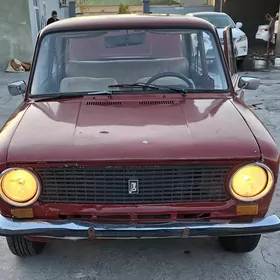 Lada 2104 1980