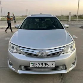 Toyota Camry 2012