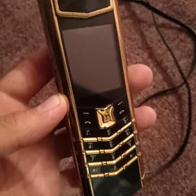 Vertu v10