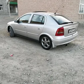 Opel Astra 2003