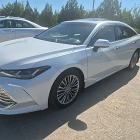 Toyota Avalon 2019