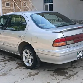 Nissan Cefiro 1995