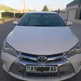 Toyota Camry 2015