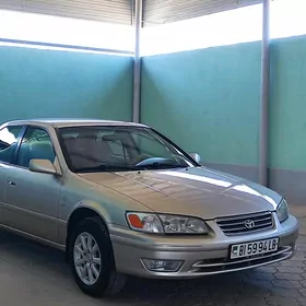 Toyota Camry 2000