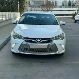 Toyota Camry 2015