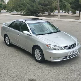 Toyota Camry 2004