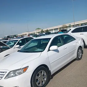 Toyota Camry 2011