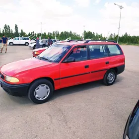 Opel Astra 1998